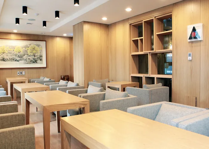 Rian Hotel 3*